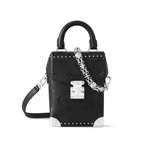 LOUIS VUITTON Camera Box حقيبة ميني سوداء فاخرة بسلسلة فضية